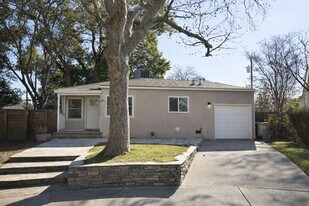 600 Perkins Way in Sacramento, CA - Building Photo