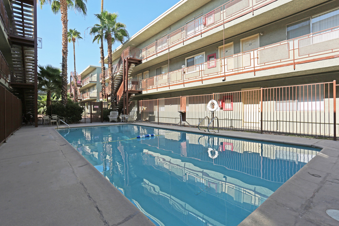 Palm Garden in Las Vegas, NV - Building Photo