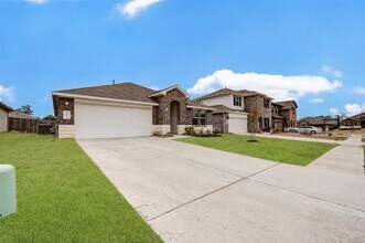 13989 Leigh Lake Ln in Shenandoah, TX - Building Photo - Building Photo