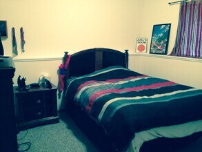 1206 Hansen St, Unit 1210 Hansen St in Tomah, WI - Building Photo - Building Photo