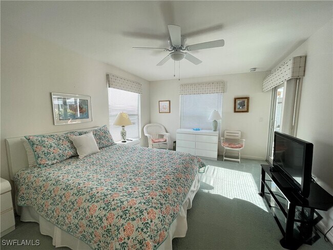 property at 254 6th Ave S