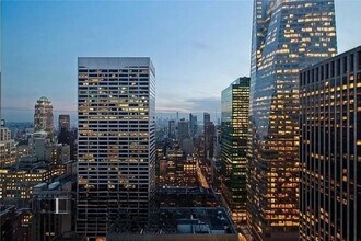 70 W 45th St in New York, NY - Building Photo - Building Photo
