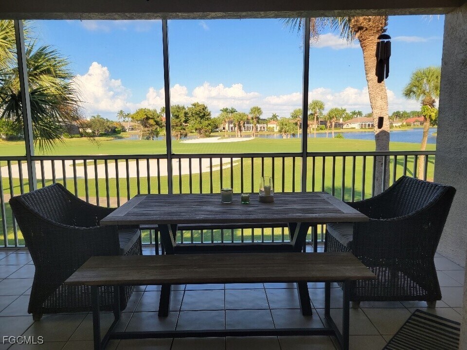 14560 Grande Cay Cir in Ft. Myers, FL - Foto de edificio