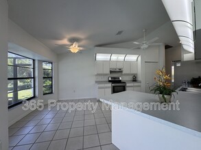 4058 Kinney St in Port Charlotte, FL - Building Photo - Building Photo