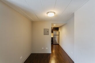 6119 N Kenmore Ave in Chicago, IL - Foto de edificio - Building Photo