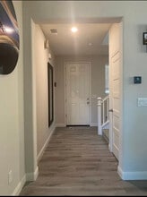 220 Uccello Way in Sacramento, CA - Building Photo - Building Photo