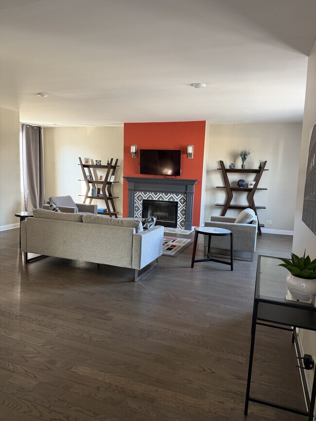 1615 W Lawrence Ave in Chicago, IL - Building Photo - Building Photo