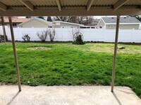 2430 SW Nye Ave photo'