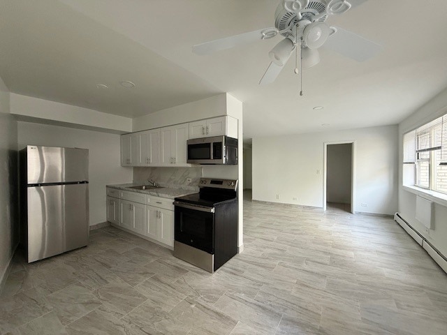 property at 6919 N Sheridan Rd