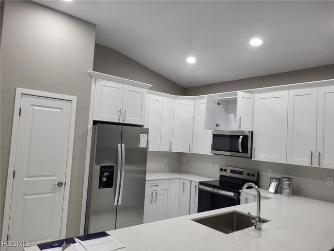 1626 SW 15th Ave