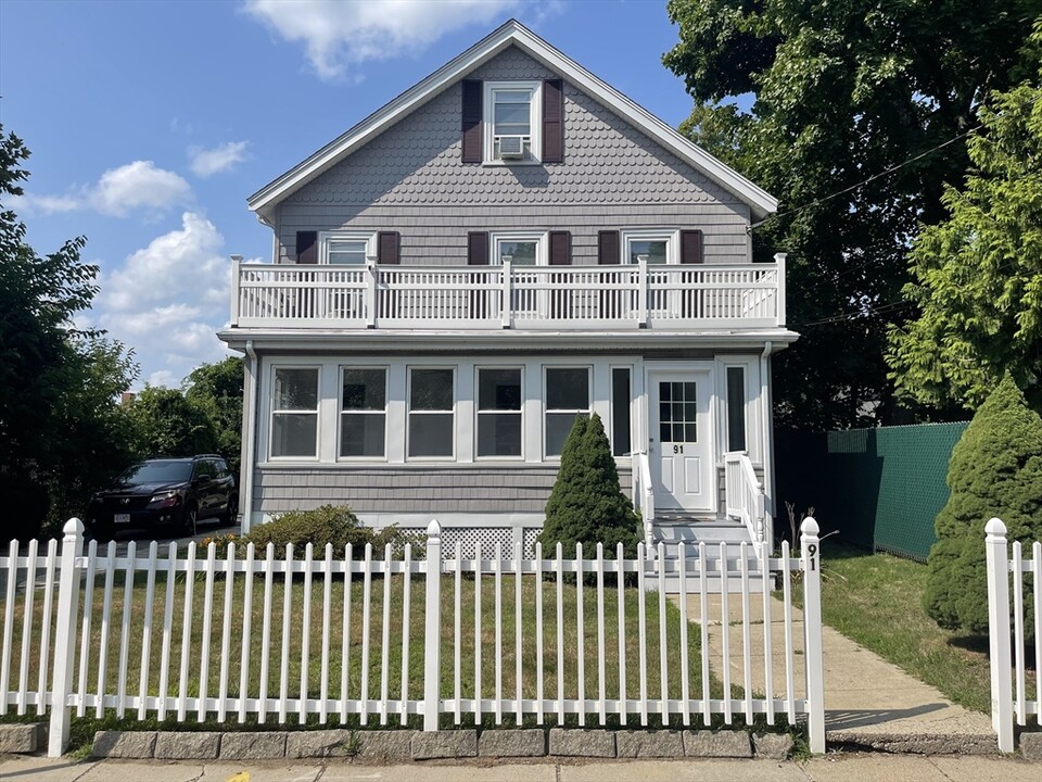 91 Gardner St in Boston, MA - Building Photo