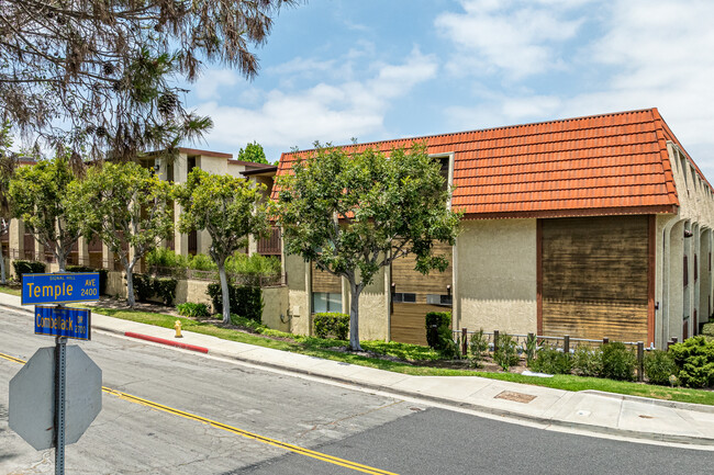 Northview Condos in Signal Hill, CA - Building Photo - Building Photo