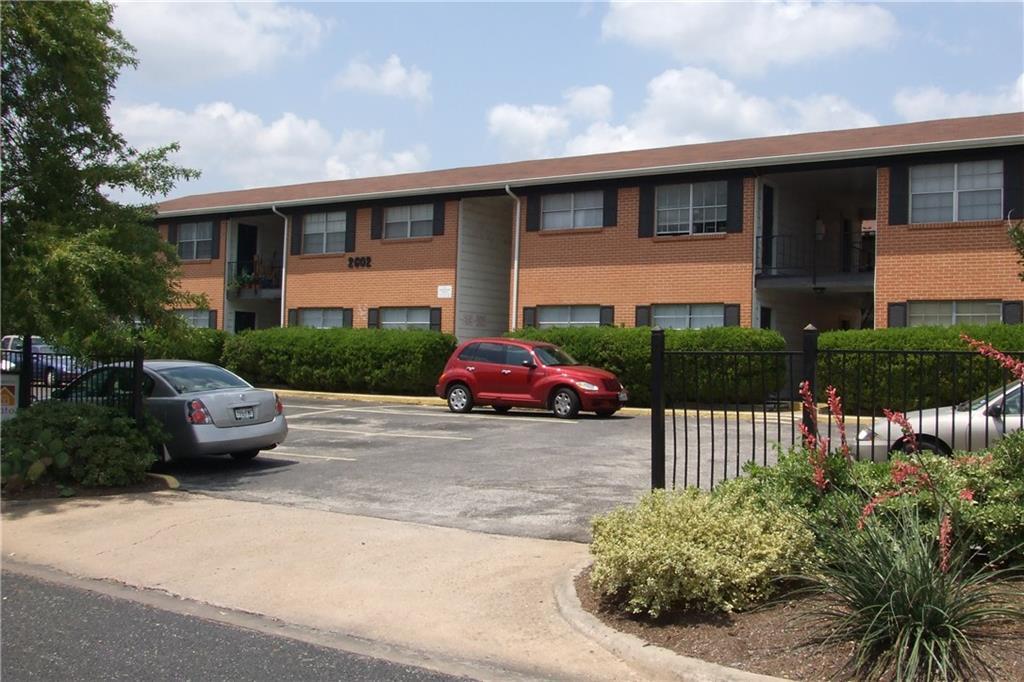 2602 Penny Ln in Austin, TX - Building Photo