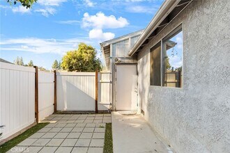 15549 Ludlow St in Los Angeles, CA - Building Photo - Building Photo