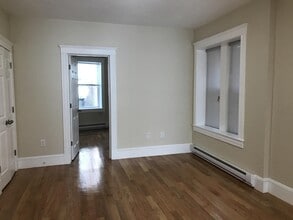 882 Huntington Ave, Unit 890-7 in Boston, MA - Foto de edificio - Building Photo