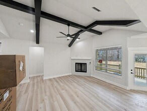 18 Hillswick Dr in Bella Vista, AR - Building Photo - Building Photo