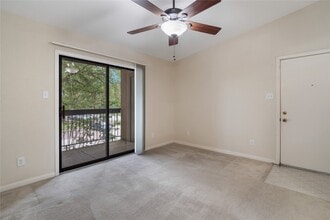 3300 Pebblebrook Dr in Seabrook, TX - Building Photo - Building Photo