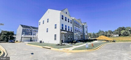 1726 Blacksmith Wy in Frederick, MD - Foto de edificio - Building Photo
