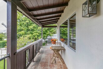 10630 Samoa Ave in Tujunga, CA - Building Photo - Building Photo