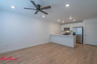 1706 Devils Gdn Ln in Washington, UT - Building Photo - Building Photo