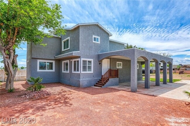 property at 2075 N Gateway Rd