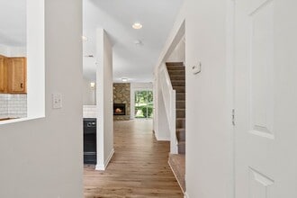 4091 N Course Dr in Charlotte, NC - Building Photo - Building Photo