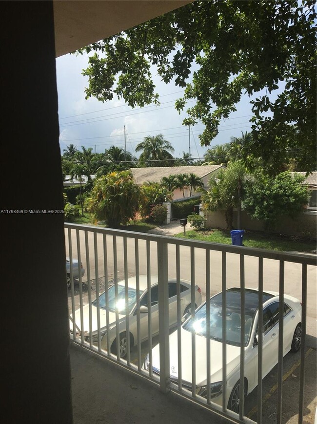 1516 SW 5th Pl in Fort Lauderdale, FL - Building Photo - Building Photo