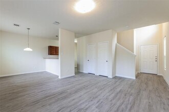 5839 Northern Oak St in Houston, TX - Building Photo - Building Photo