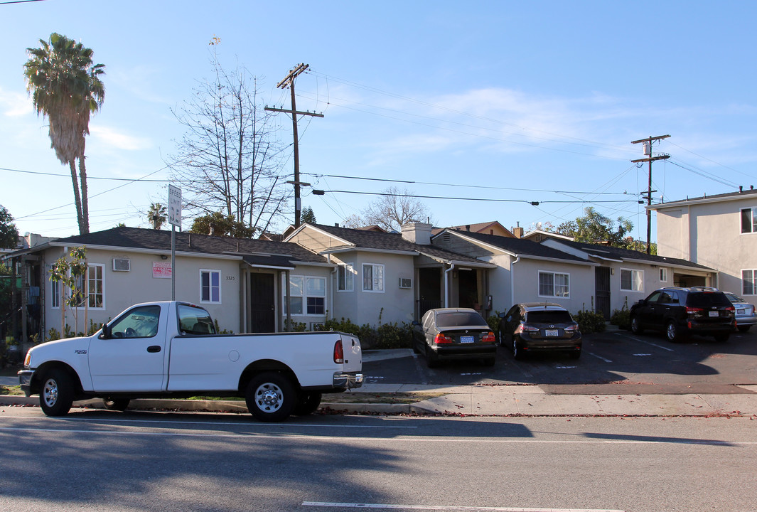 3323-3333 Eagle Rock Blvd in Los Angeles, CA - Foto de edificio