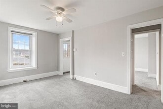 1651 Limekiln Pike in Dresher, PA - Foto de edificio - Building Photo