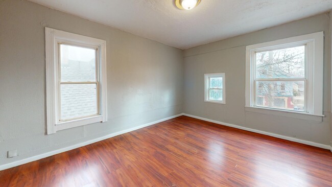 3344 Seymour Ave