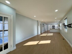 1927 Englewood Ave in Baltimore, MD - Building Photo - Building Photo