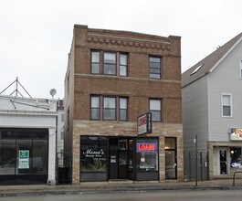 1150 W Belmont Ave in Chicago, IL - Building Photo - Building Photo