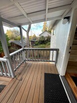 181 Tennis Way in Auburn, CA - Building Photo