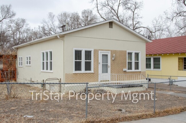 property at 228 N Hancock Ave