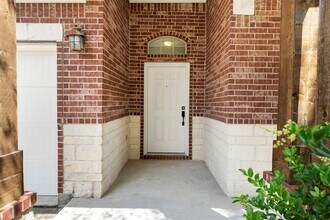 2902 Lemmingham Dr in Spring, TX - Building Photo - Building Photo