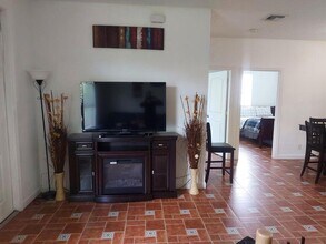 11937 Sturbridge Ln in Wellington, FL - Building Photo - Building Photo