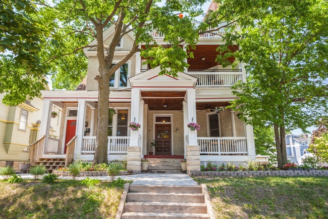 property at 2600 Colfax Ave South