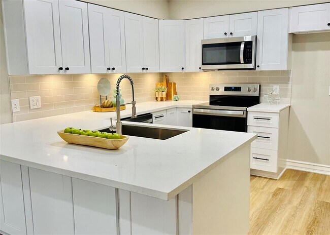 property at 2611 Grants Lake Blvd
