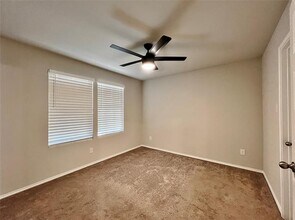 613 Mayfield Dr in Cleburne, TX - Building Photo - Building Photo