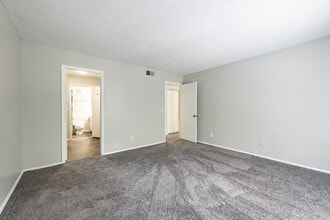 The Lodge Apartments in Columbus, GA - Foto de edificio - Interior Photo