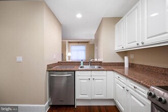 1500 Chestnut St in Philadelphia, PA - Building Photo - Building Photo