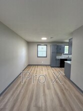 1208 E 8th St in Pittsburg, KS - Building Photo - Building Photo