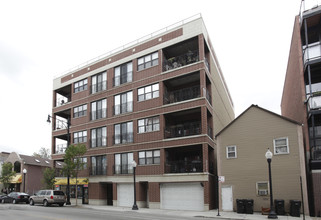 1618 S Halsted St in Chicago, IL - Building Photo - Building Photo