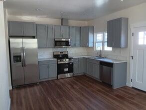 734 E F St, Unit #B in Ontario, CA - Building Photo - Building Photo