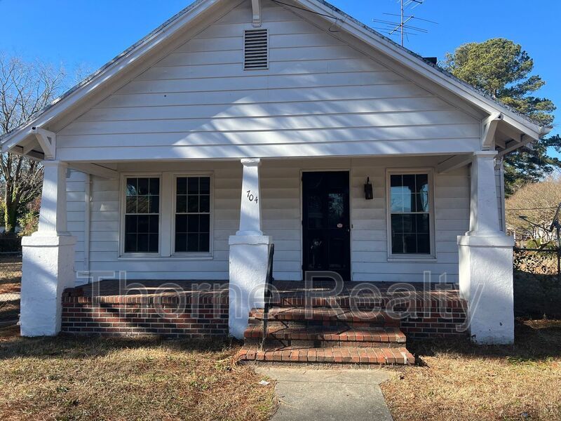 704 S Tillery St in Rocky Mount, NC - Building Photo