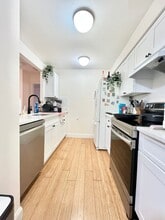 6 Douglas Park, Unit 4 in Boston, MA - Foto de edificio - Building Photo