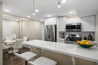 229 Maverick St in Boston, MA - Building Photo - Building Photo