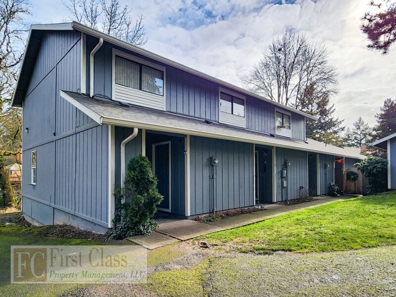 19465 NW Mahama Pl in Portland, OR - Building Photo