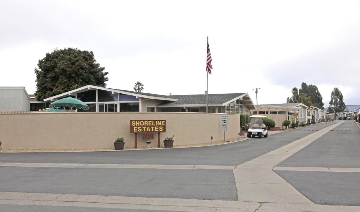 Shoreline Estates in Santa Cruz, CA - Building Photo